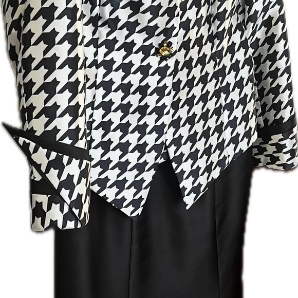 Black and White Houndstooth Skirt & Jacket Suit - Picture 8 of 8